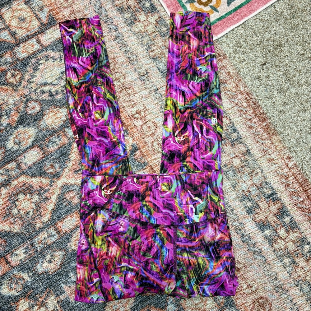 Lululemon Base Pace High-Rise Tight Leggings 28’ size 6 - Picture 2 of 14